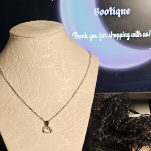 Elegant Silver Necklace